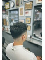 アイコン ブルー メンズ(I-CON #blue MEN'S)&nbsp;スキンフェード×パーマ【池袋フェード】