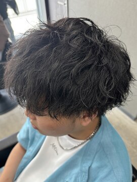 フイ 代々木(Hui) ハイトーンカラー/マッシュパーマ/アースカラー/men's/