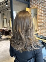 クア(qua)&nbsp;【ミルクティーベージュ（1ブリーチ）】style 北村 健太