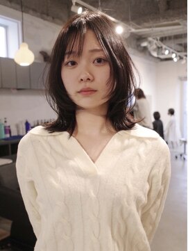 ヨー(Yoh-) 【レイヤーミディ/中里千尋】レイヤースタイル/ミディアムウルフ