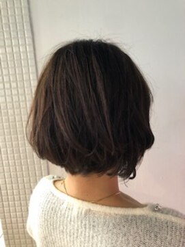 スタジオ アルファプラス 日暮里店(studio α+) フォギーベージュ×前下がりボブ♪【スタジオアルファプラス】