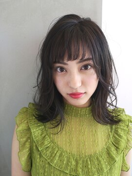 アナ ラーナ(Anna Lanna) nukekanオン眉×レイヤーミディ【奥村北斗】[表参道]