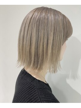 シーン 池袋(scene.) scene.【シーン】【池袋 西口徒歩3分】ブロンドボブ