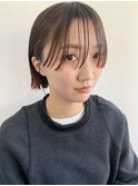 ウザバング　切りっぱなしボブ　ぱつっとボブ