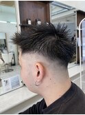 フェードカットバーバースタイル刈り上げスキンフェード