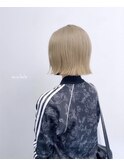 #ミニボブ#ブロンド#ベージュ#外はねボブ