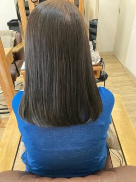 グランバイ アトリエドングリ(Grand × AtlierDonguri) お客様髪質改善データ1347(ノンジアミンカラー)