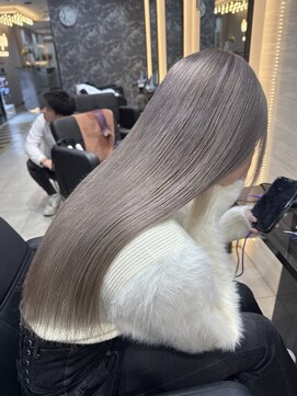 ラピス 大阪アメ村店(Lapis) ギャルならシルバーグレージュ