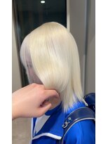 モニカ 原宿店(MONIQA) ホワイト