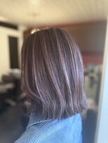 アンジー(an'gie)&nbsp;ピンクベージュ白髪ぼかしハイライト