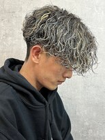 メッシュハイライトスパイラルパーマツイストパーマツーブロック