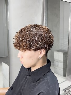 スキルメイト 天神(SKILL MATE) 【SKILL】フェザーパーマ/メンズ/ブリーチ/眉毛/パーマ