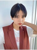 ショート/ハンサムショート/暗髪/ベリーショート/センターパート