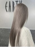 グレージュロングスタイル