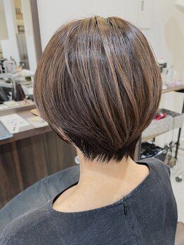 グランドール 下曽根店(Grandoll)の写真/優しくダメージレスな「白髪染め」「白髪ぼかしハイライト」で、自然な明るさと輝きをプラス!◎