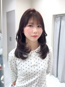 ノエラ(NOELA) ミディアムレイヤーで小顔効果！