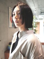 ニカバイカルマ(nica by carma) 顔周りデザイン切りっぱなしボブ
