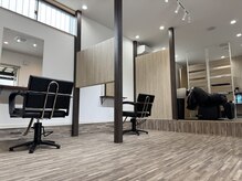 トミノル(TOMINORU)の雰囲気（落ち着いた雰囲気の明るい店内♪）