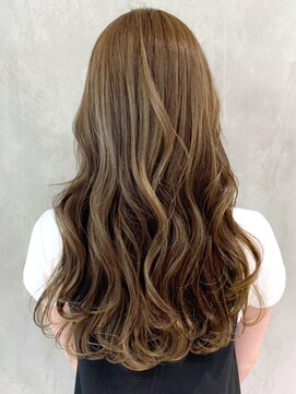 アイティー バイ アルバム 浦和店(IT by ALBUM) ハイライトくすみブラウン_フリンジウェーブ_ba302231