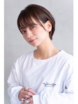 メーヴェ(Mowen) mowen 南堀江 丸みショート×アッシュカラー×外国人風