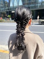 ピークアブー 原宿ハラカド(PEEK-A-BOO) 結婚式ヘア ツインポニー ローポニー 明治神宮前ヘアセット