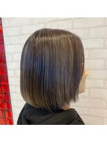 ビスイル 秋葉原店(Vis ill) ミントアッシュグレージュカラーくすみカラー細めハイライト