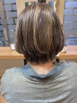 ヴィサージュクルー(VISAGE crew)&nbsp;ハイライトの相性ばっちりなショートボブデザイン！