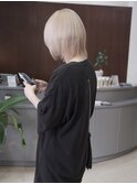 ホワイトベージュ/ブリーチオンカラー