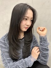 リヴ(LIV)&nbsp;レイヤー黒髪ロング／髪質改善