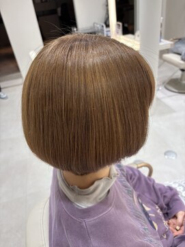 ルシエバイファブリック(Lucie by fabrique) ハイトーンカラー／ブリーチオンカラー