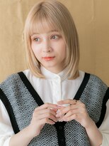 カバーヘア ブリス 戸田公園西口店(COVER HAIR bliss)&nbsp;ぱっつん前髪ホワイトブロンドシャギーカットX戸田公園20代30代
