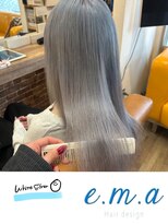 エマヘアデザイン(e.m.a Hair design) ホワイトシルバー