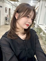 ポーチバイハニー オモテサンドウ(PORCH by HONEY omotesando)&nbsp;ミディアムレイヤーベージュ前髪シースルー3
