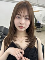 ポーチバイハニー オモテサンドウ(PORCH by HONEY omotesando)&nbsp;ミディアムヘアハッシュカット顔まわりカットベージュカラー3