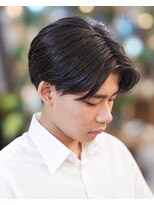 OWN Men's salon【オウン】 メンズカット(センターパート)