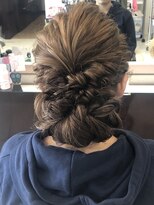 ヘアメイク ミラー(Hair Make MIRROR) ねじねじアップ