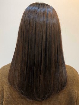 オースヘアー アクトモール店(O's HAIR)の写真/＜高槻駅徒歩2分＞頭皮と髪へのダメージを考えるなら《ノンジアミン白髪染め》敏感肌の方にもおすすめ◎