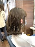 ミディアム　マットベージュ【坂根】