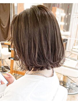 キャンバス バイ ネオリーブ 横浜西口(Canvas by neo.) ボブレイヤーチョコレートブラウン○sn