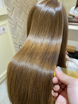 トゥーリ 筑紫野店(tuuli) tuuli 筑紫野★★艶ベージュ　RIO