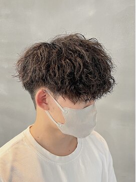 バース バイ ハピネス(BIRTH by happiness) 無造作波巻きマッシュ