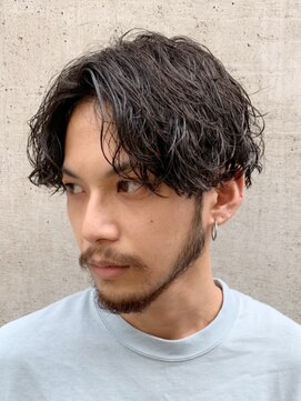 フィフス 天神大名(fifth) ツイストスパイラルパーマセンターパートツーブロック刈り上げ