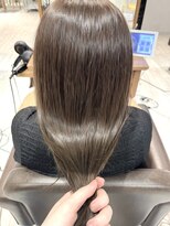 レイラバイアフロート 吉祥寺(Lila by afloat)&nbsp;アッシュオリーブ/髪質改善カラー