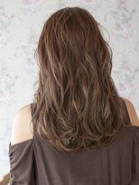 チャチャブラン(cha-cha Blanc)&nbsp;レイヤーカット