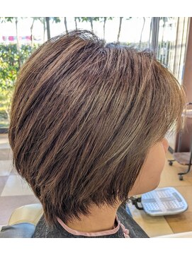 ジュエンオム(JOUeN Omme) ショート×カラー