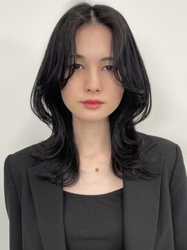 ヴェイン 渋谷(vain) ★ワンカールレイヤー姫カット小顔セミディシアーカラー