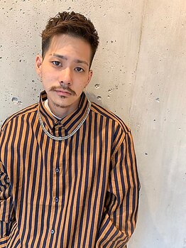 ラグシス ザ バックルーム(LUXIS THE BACK ROOM)の写真/《メンズ専門店》スーツにも私服にも似合う"フェードスタイル"を提案。できる男を演出[パーマ/フェード]