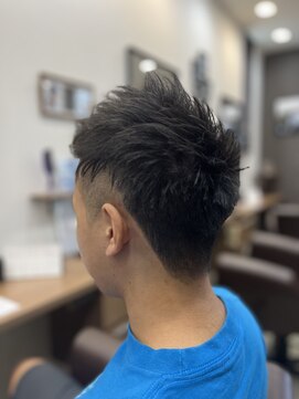 ルシード スタイル リコット(Lucido Style Ricotto) スパイキーショート/ツーブロック/メンズカット刈り上げモヒカン