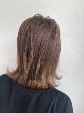 リッキイアリス シエスタ(RICKY Alice SIESTA) 外ハネ