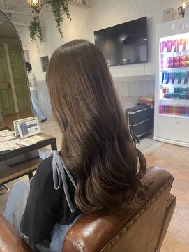 セライロ 千葉(celilo) ベージュカラー【千葉駅】